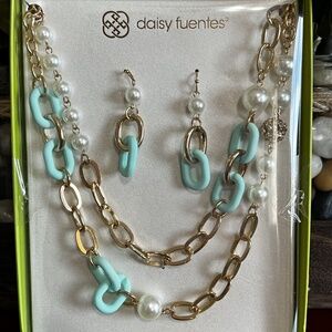 Daisy Fuentes Glass Pearl Gold Tone & Aqua Paperclip Necklace & Earrings Set